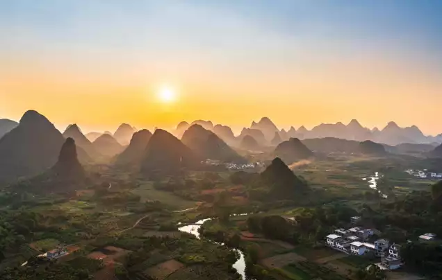Day 8: Li River Cruise
