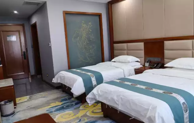 Dunhuang Shazhou Jinghua Hotel