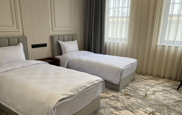 Meridian Plaza by Reikartz