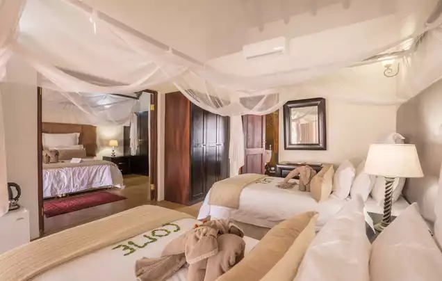 Shiduli Private Game Lodge