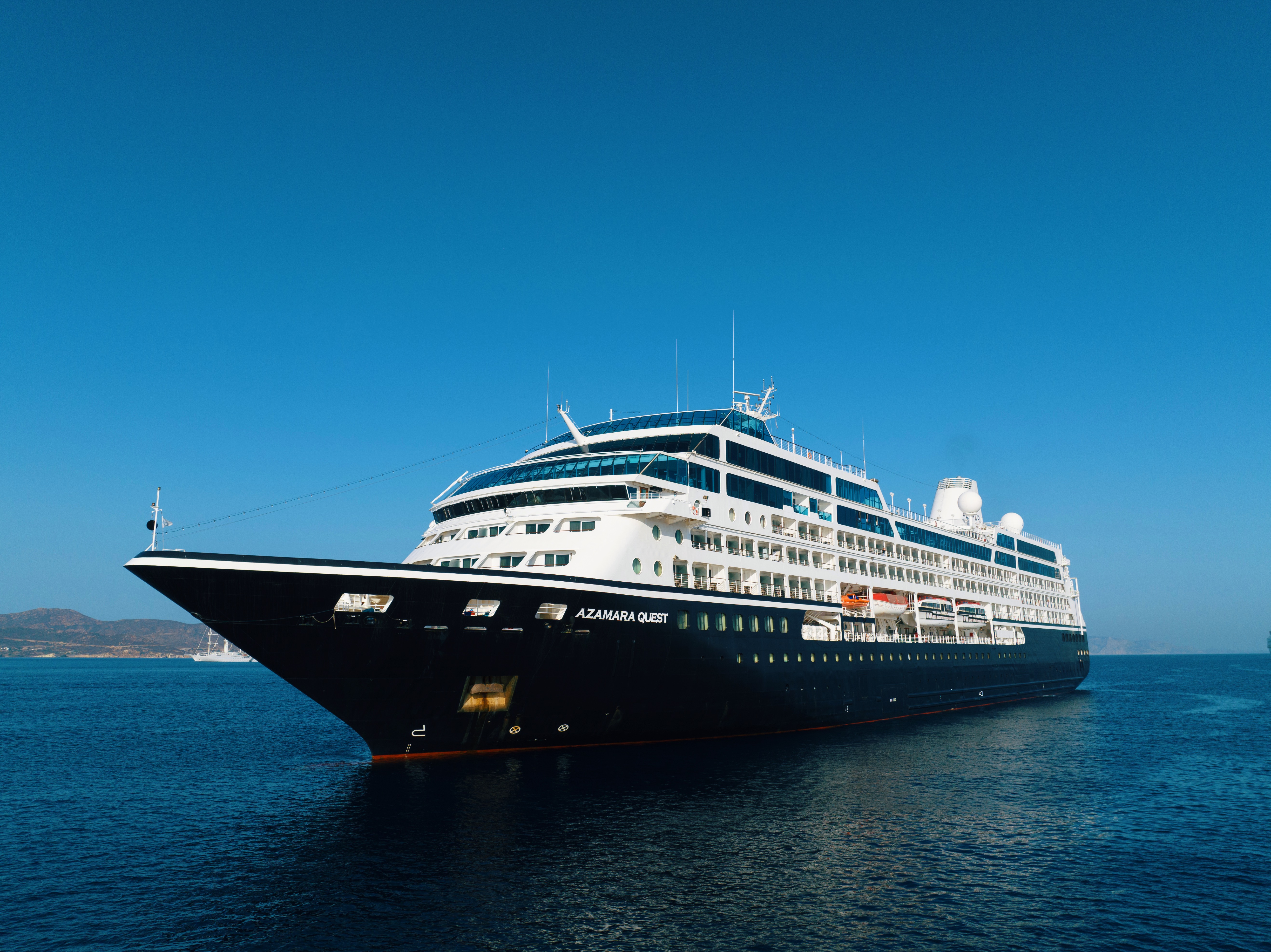 Explore with Azamara