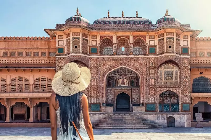 Travelling solo? 