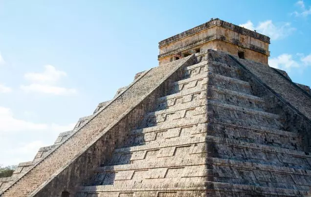 Day 21: Discover Chichén Itzá
