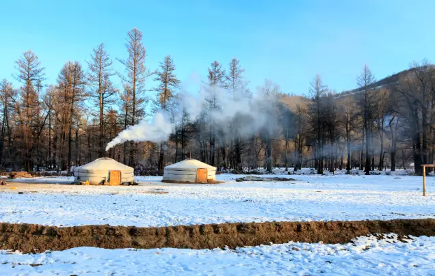 Day 5: Nomadic Family Visit