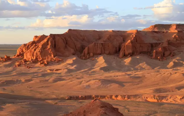 Day 8: Flaming Cliffs of Bayanzag