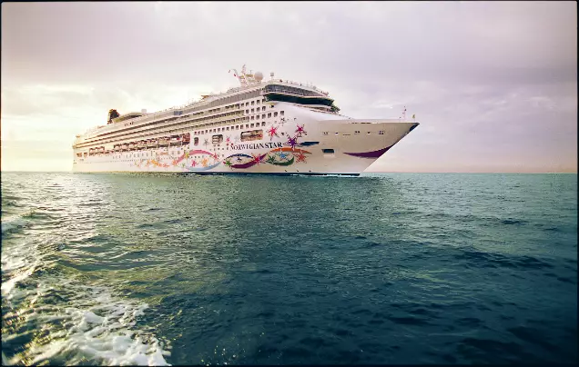 Day 9: Board the Norwegian Star
