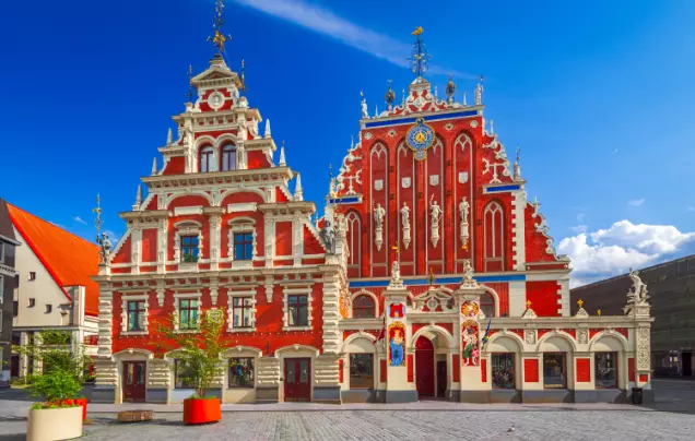 Day 7: Discover Riga & Black Balsam