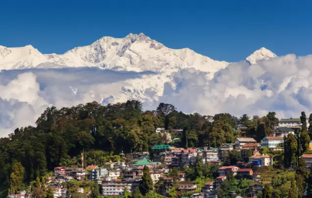 Day 4: Travel to Darjeeling